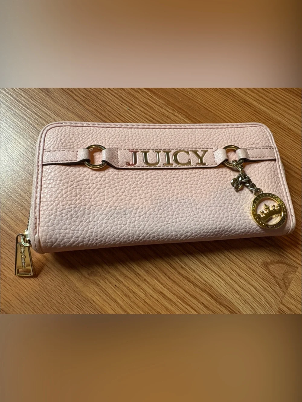 Juicy Couture Light Pink Pebbled Zip-Around Wallet with Gold Charm - Picture 7 of 7